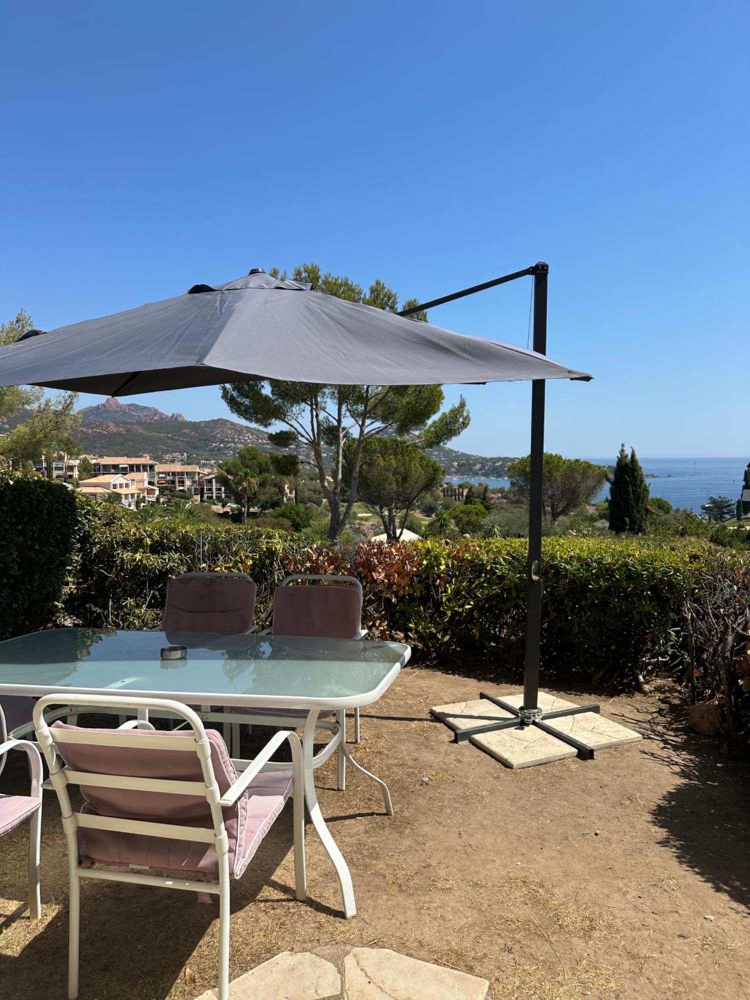 Cap Esterel Vue Mer Et Climatise Apartment Saint-Raphaël Екстериор снимка